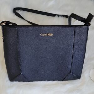 Calvin Klein Black Women's Croos Body